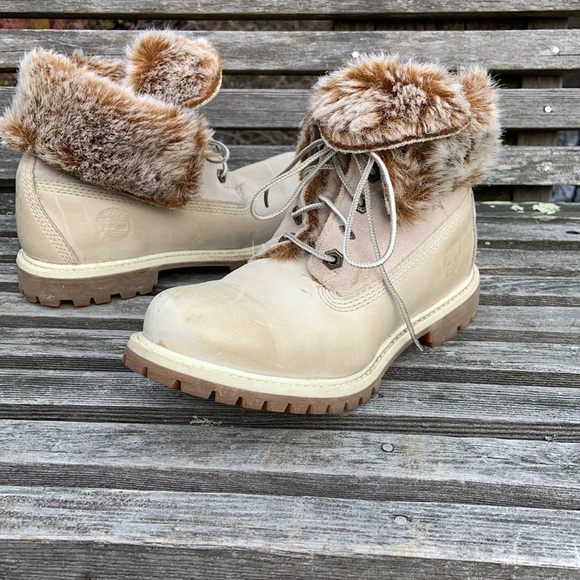 Timberland Faux Fur Fold Down Boots Size 7 - Picture 3 of 10